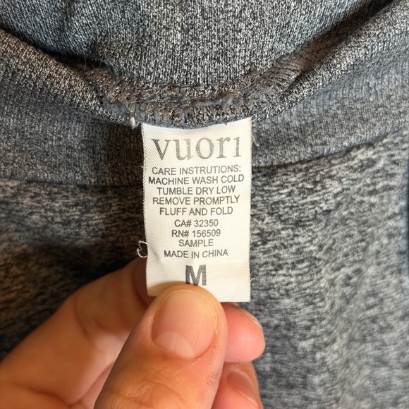Vuori Gray Sweatpants - Picture 4 of 6